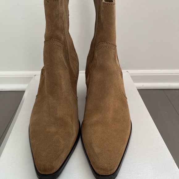 ZARA WESTERN STYLE ANKLE BOOT💋 - Picture 2 of 5